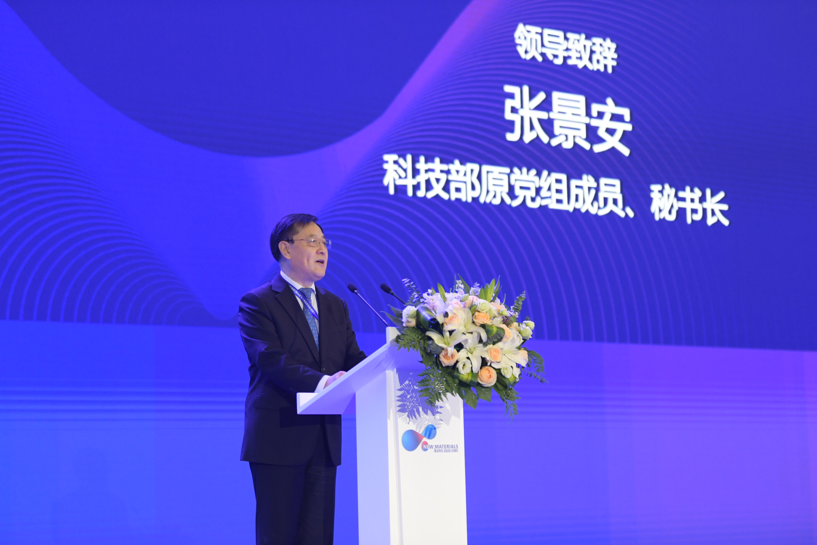 10396237.jpg 10396237.jpg