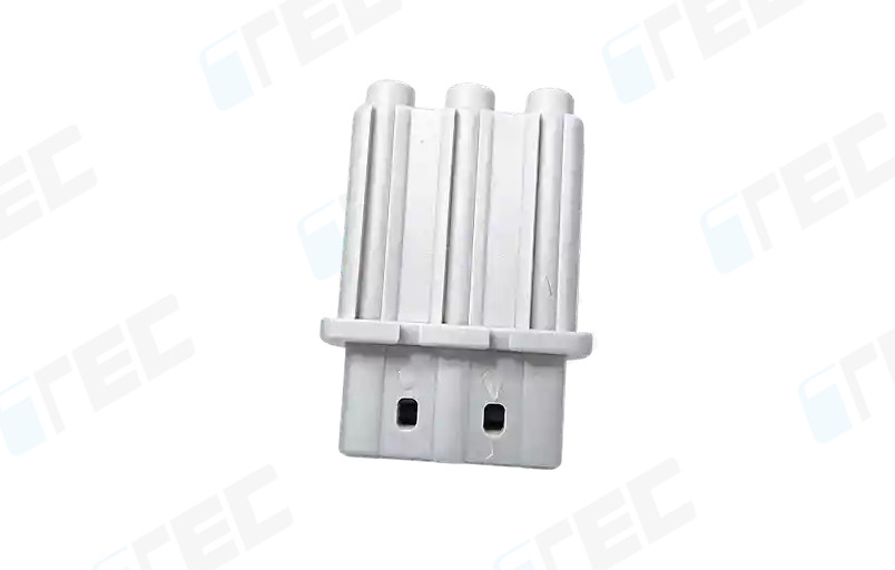 3芯医疗连接器壳体精密注塑模具.png